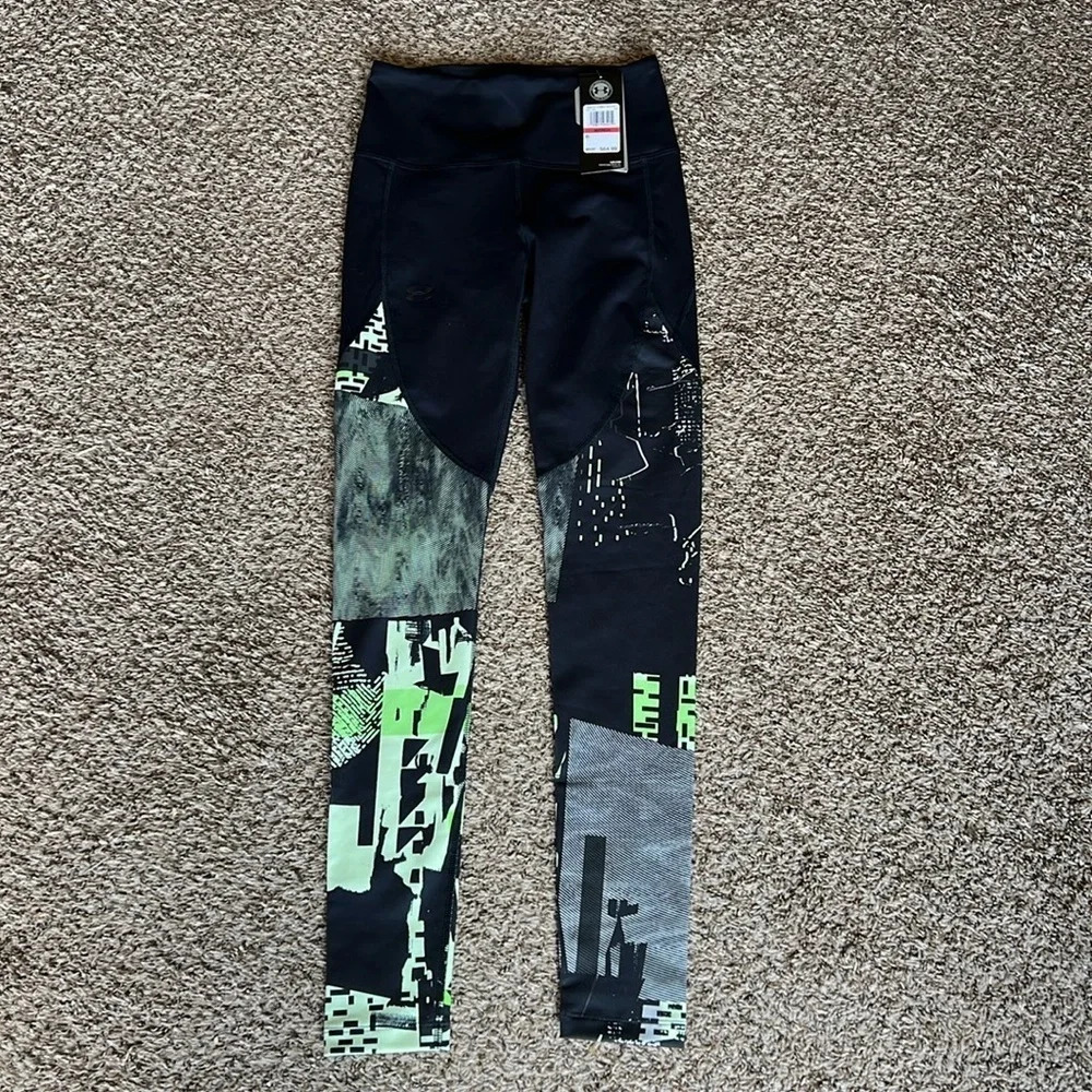 NWT Under Armour Women’s XS High Rise Legging Heat Gear Reflect Printed - Picture 2 of 6